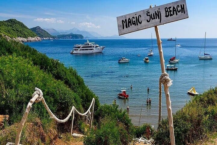 Elaphiti Islands Fish Picnic Day Cruise from Dubrovnik