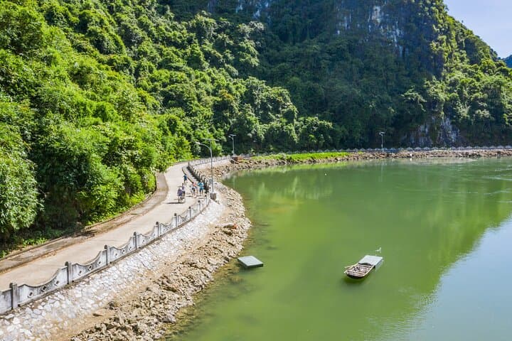 Lan Ha Bay 2-Day Cruise: Kayaking, Caving & Swimming Around Cat Ba photo 6