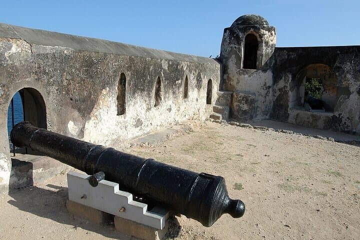 Mombasa Old Town Walking Tour & Fort Jesus — Spices, Coral Walls and Coastal Views photo 2