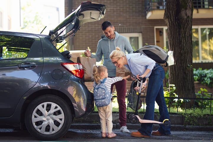Private Transfer From Reykjavik to KEF Airport — Comfortable Door-to-Door KEF Service