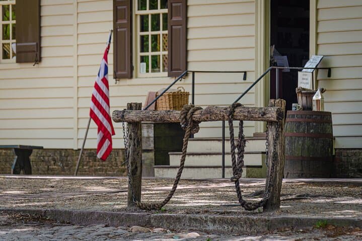 Tracing Slavery’s Legacy: Shadows of the Past Private Tour in Colonial Williamsburg photo 1