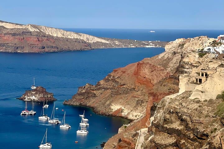Private Santorini Highlights Tour: Caldera Views, Oia & Red Beach photo 5