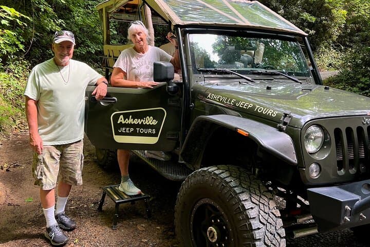 Asheville Pisgah Waterfall Hike and Jeep Tour — Half-Day Waterfall Excursion photo 6