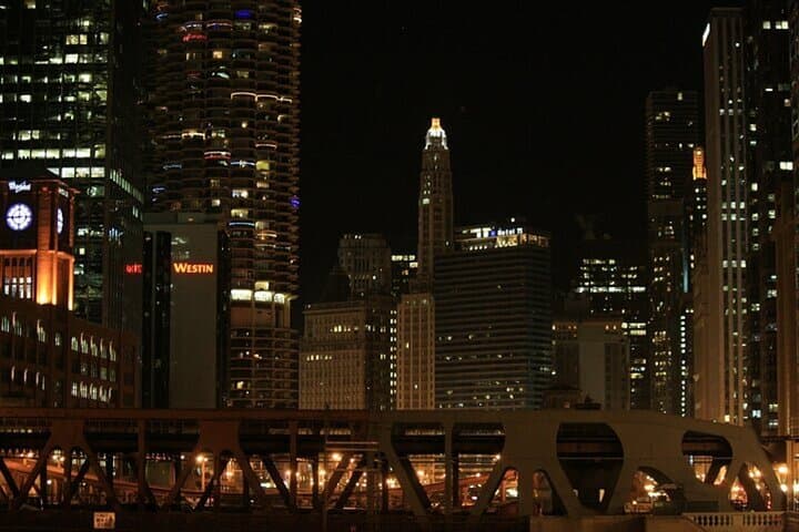 Lincoln Park Spirits: Private Ghost Walking Tour in Chicago photo 2