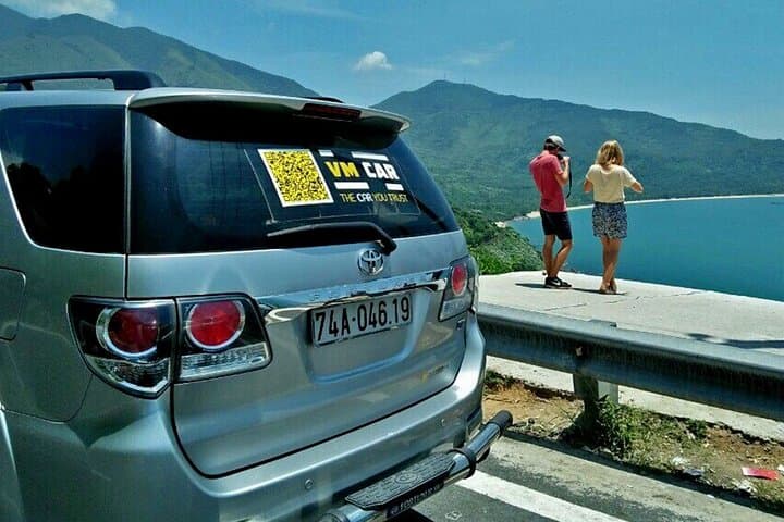 Hai Van Pass Scenic Private Transfer: Da Nang to Hue by Car