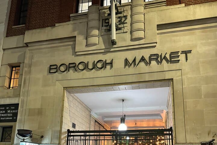 Private Borough Market Food Tour — Traditional London Eats & Guided Market Walk photo 1