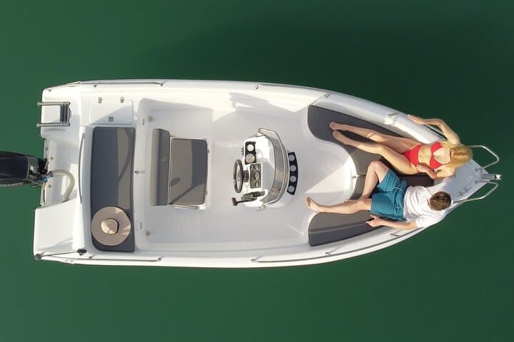 Santorini Half-Day Bareboat Rental: Caldera Swim, Red & White Beach photo 3