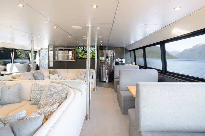 Milford Sound Overnight Cruise on the Fiordland Jewel — Piopiotahi Overnight Experience photo 3