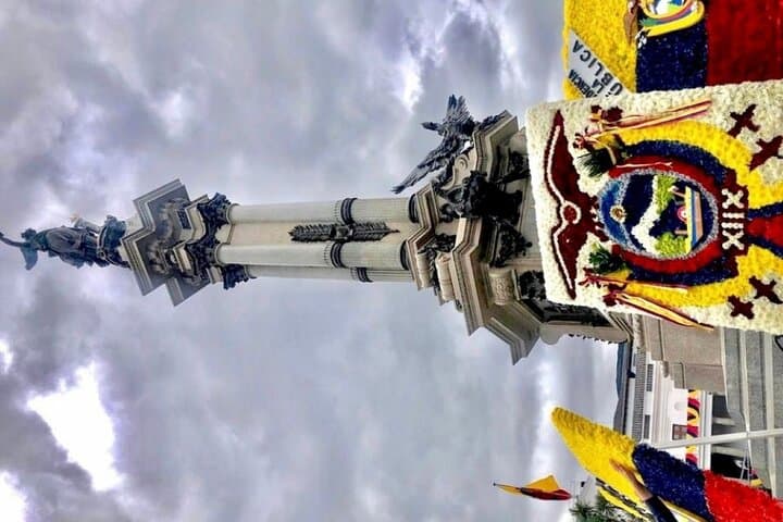 Custom Ecuador Day Guide: Quito, Cotopaxi, Quilotoa & Waterfalls photo 6