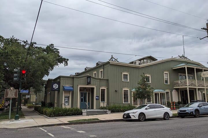 Self-Guided Walking Tour of New Orleans' Historic Garden District — Audio Map & Landmark Guide photo 2
