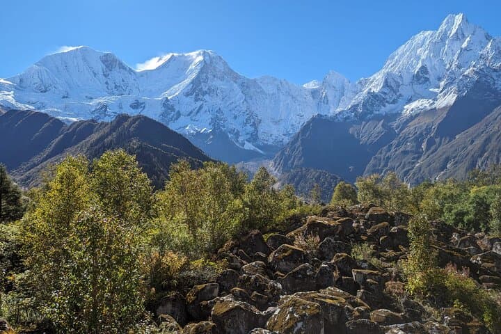 Manaslu Circuit Trek: 16-Day Remote Himalayan Circuit Around Mount Manaslu photo 2