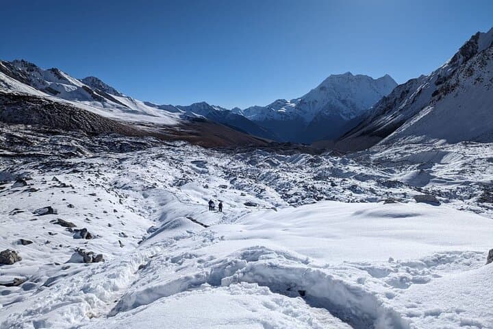 Manaslu Circuit Trek: 16-Day Remote Himalayan Circuit Around Mount Manaslu photo 6
