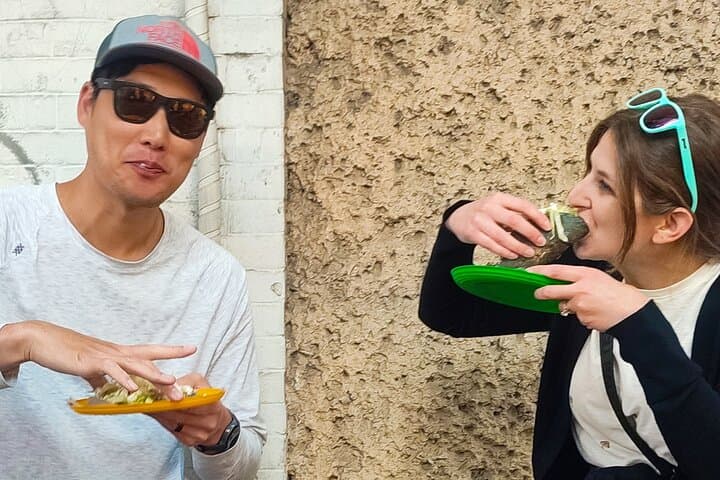 Mexico City Off the Beaten Track: Street-Food Bike Tour Through San Rafael & Santa María la Ribera photo 2