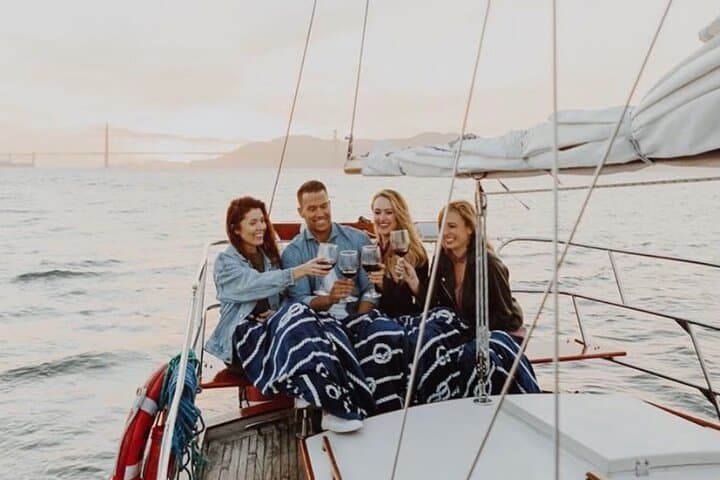 Private San Francisco Bay Sailing Charter for Groups — Up to 24 Passengers photo 2