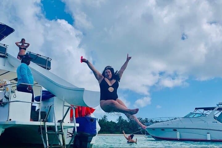 Private Punta Cana Catamaran: Half-Day Snorkel, Natural Pool & Open Bar photo 5