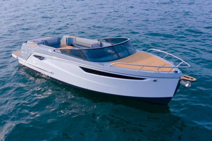 Luxury Private Yacht Tour on Lake Como: 2-Hour Alfastreet Experience photo 5