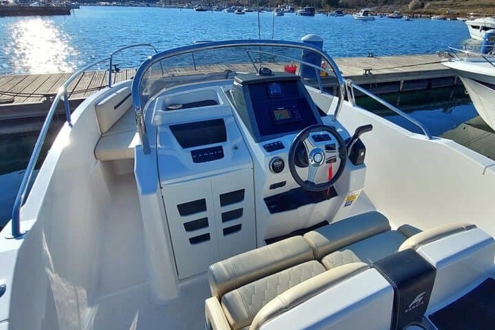 One-Hour Private Boat Tour on Lake Como: Karnic SL651 Cruise from Como photo 2