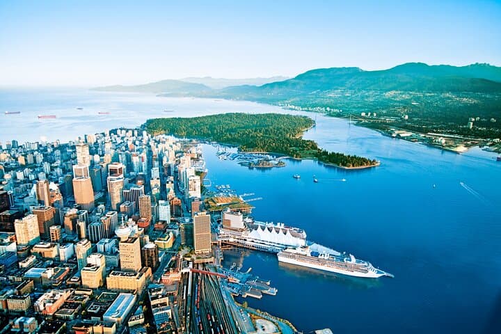 5-Hour Private Vancouver City Tour: Stanley Park, Capilano & Granville Island photo 5