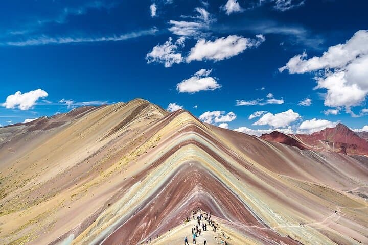 Full-Day Rainbow Mountain (Vinicunca) Hike from Cusco — Practical Guide