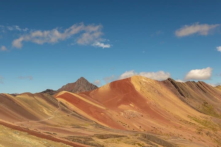 Full-Day Rainbow Mountain (Vinicunca) Hike from Cusco — Practical Guide photo 3