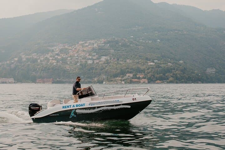 Two-Hour Scenic Boat Tour on Lake Como — Villas, Views & Practical Tips photo 6