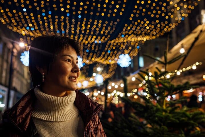 San Francisco Holiday Lights Private Walking Tour photo 2