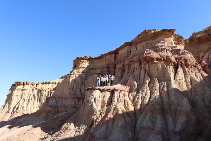 Mongolian Gobi 6-Day Private 4WD Tour — Camel Trekking, Khongoryn Dunes & Flaming Cliffs