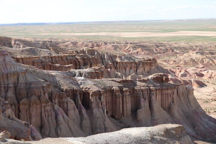 Mongolian Gobi 6-Day Private 4WD Tour — Camel Trekking, Khongoryn Dunes & Flaming Cliffs photo 5
