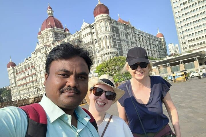 Mumbai to Bhopal: Ancient Caves, Temples & Mughal Monuments Road Tour photo 4