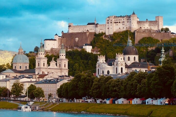 Prague to Salzburg Private Transfer with Two-Hour Sightseeing Stops photo 2