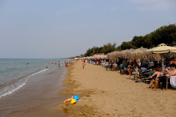 Kourouta Beach Getaway: A Relaxed Escape on Greece's Golden Sands photo 3