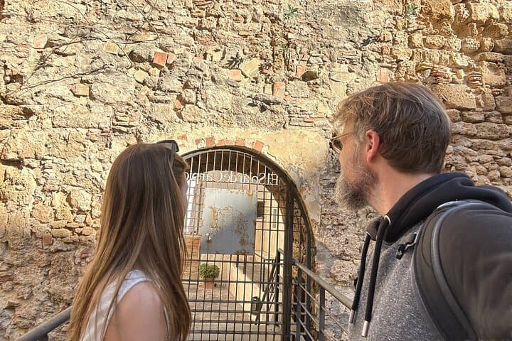 Cadiz Syndicate City Escape Game — Self-Guided Mystery Walk photo 6