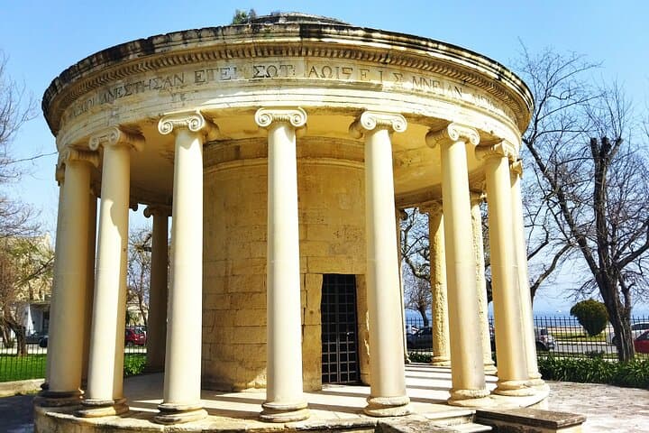 Half-Day Private Tour: Achilleion Palace, Kanoni & Corfu Old Town photo 4