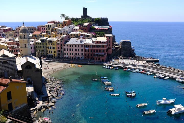 Cinque Terre Minivan Day Trip from Florence: Explore Riomaggiore, Vernazza & Monterosso photo 5