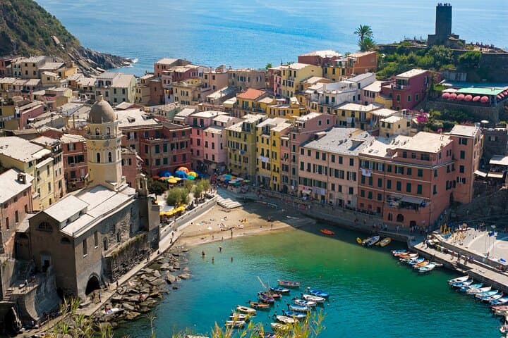 Cinque Terre Minivan Day Trip from Florence: Explore Riomaggiore, Vernazza & Monterosso
