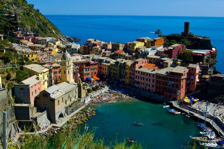 Cinque Terre Minivan Day Trip from Florence: Explore Riomaggiore, Vernazza & Monterosso photo 6
