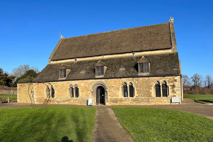 Oakham Private Walking Tour: Castle, Market & Foodie Stroll (2–4 hrs) photo 3