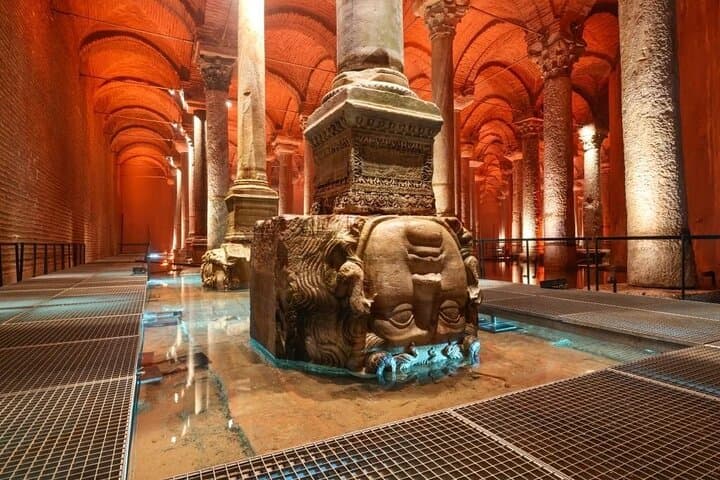 Skip-the-Line Hagia Sophia, Basilica Cistern & Grand Bazaar Walking Tour photo 4