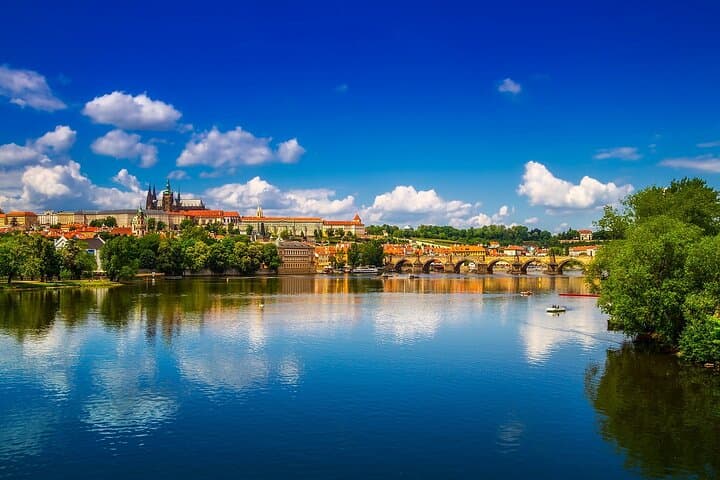 Private Full-Day Cesky Krumlov Tour from Prague (English Driver) photo 3