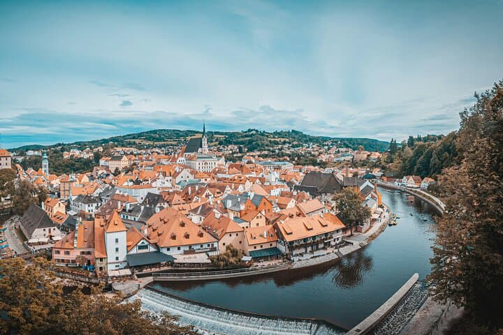 Prague to Cesky Krumlov & Hluboka Castle: Private Day Tour Guide photo 6