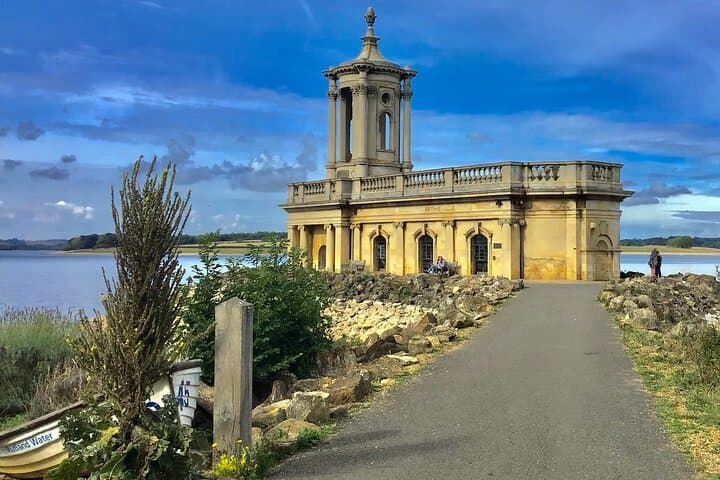 Roaming Rutland: Private Full-Day Tour of Oakham, Uppingham & Rutland Water