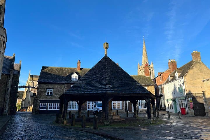 Oakham and Stamford Private Walking Tour: Historic Market Towns & Georgian Streets