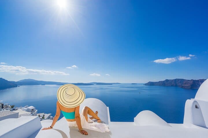 Best of Santorini: Full-Day Private Trip from Mykonos