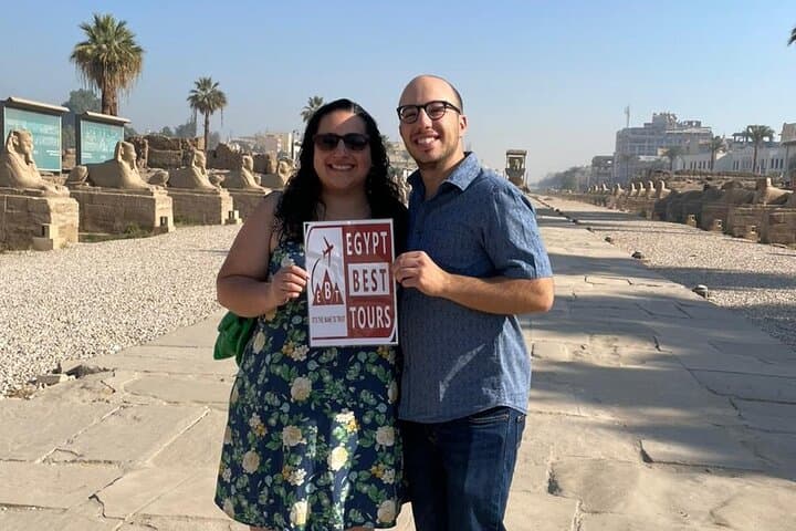Safaga to Luxor: 2-Day Private Tour with Dawn Hot-Air Balloon Over the Valley of the Kings