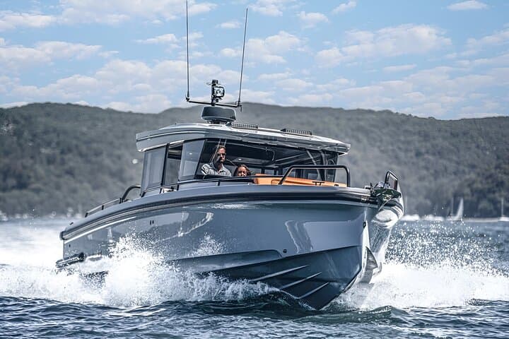 Private 5-Hour Motor Yacht Cruise to Rhenia and Southern Mykonos Coast photo 3