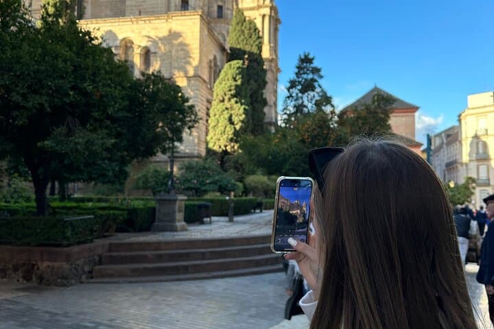 Self-Guided Secrets of Malaga: GPS City Exploration Game in Málaga's Historic Centre photo 1