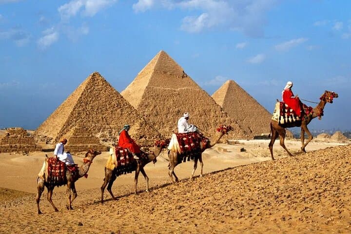Private 4-Day Cairo & Giza Pyramids Luxury Tour photo 3