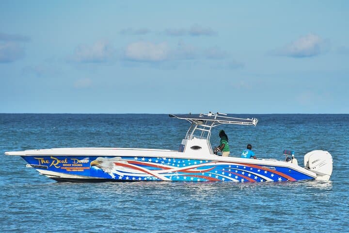 Private St. Lucia Boat Tour: Snorkel the Pitons & Soufrière Sights photo 4