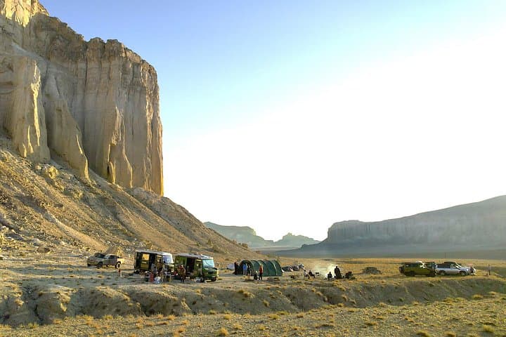 8-Day Mangystau Expedition: Bozjyra, Tuzbair & Caspian Shore Adventure