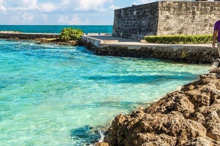 Pirates Ashore Adventure & Queen's Staircase Scooter Tour — Nassau Forts and Living History photo 5